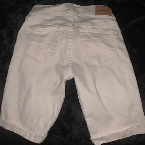 Cute A&F white jean shorts